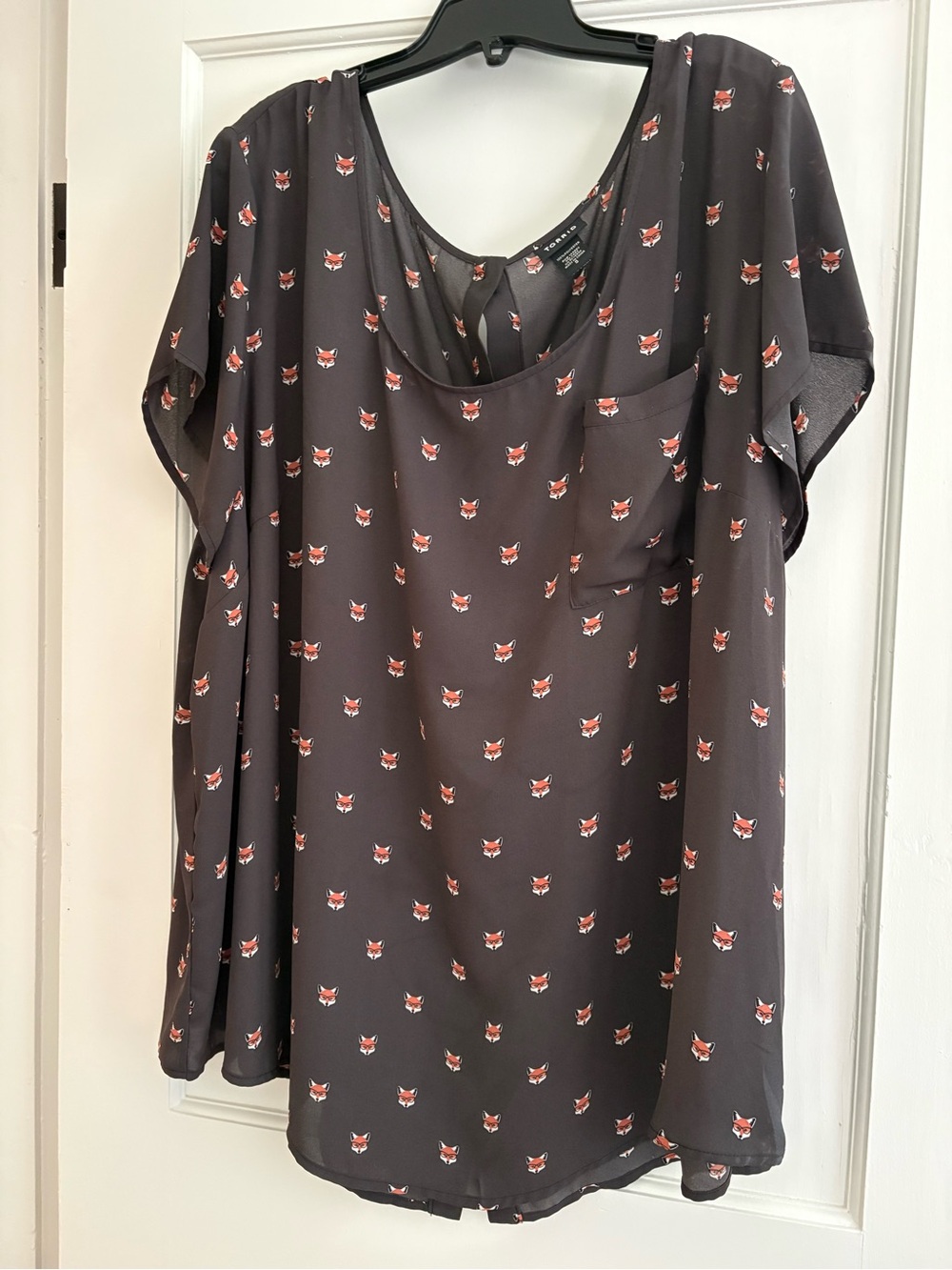 Torrid Women’s Gray/Brown Fox Wearing Glasses Print Short Sleeve Blouse